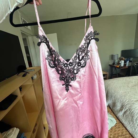 13 Going on 30 Dress Halloween - Picture 2 of 11